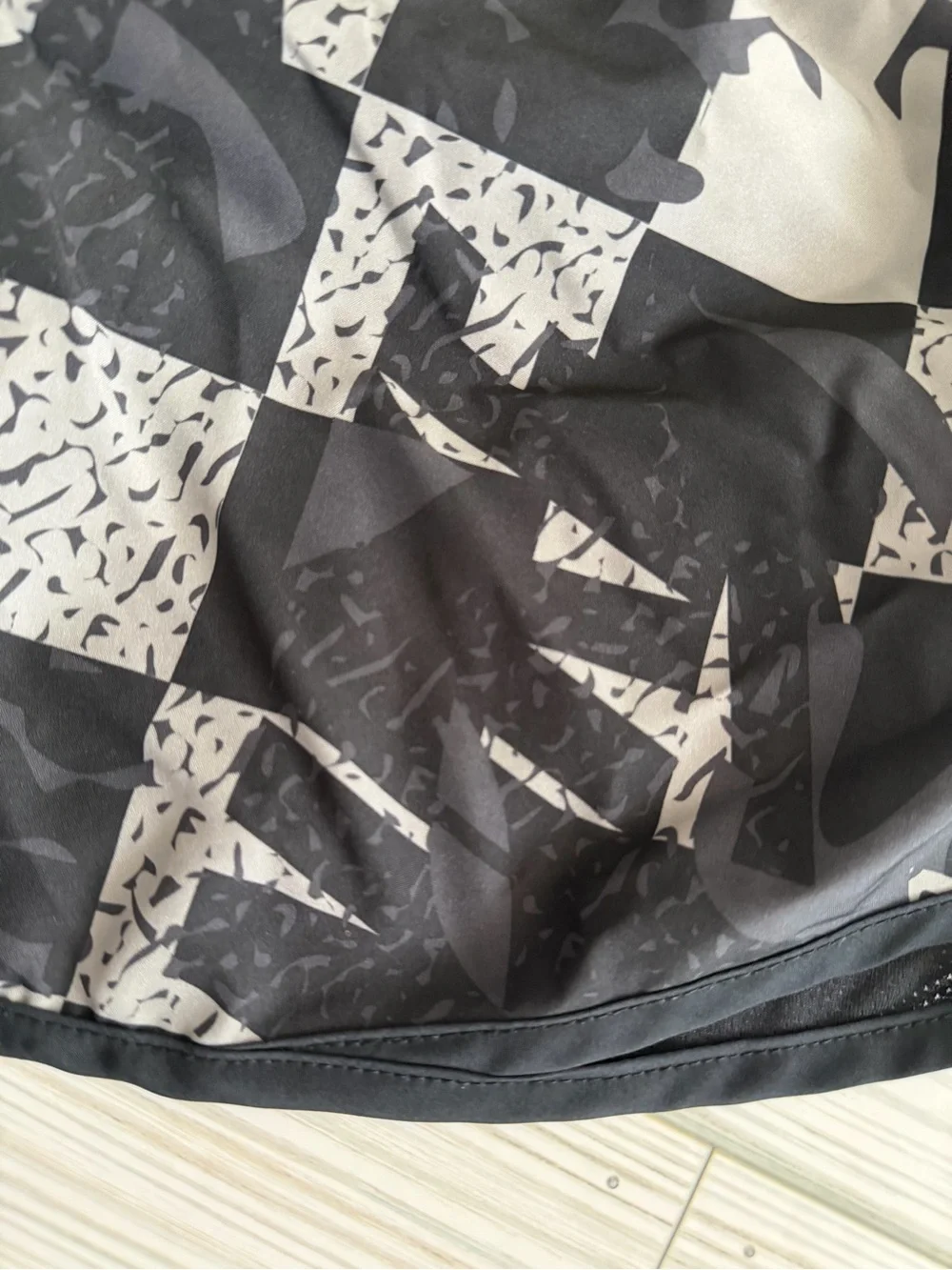 Nike | 3” Black Grey Hidden Logo Print Dri-Fit Athletic Running Shorts - Size M